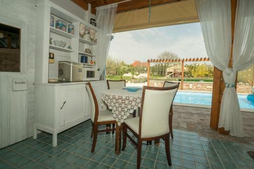 Villa Malom Luxury Resort