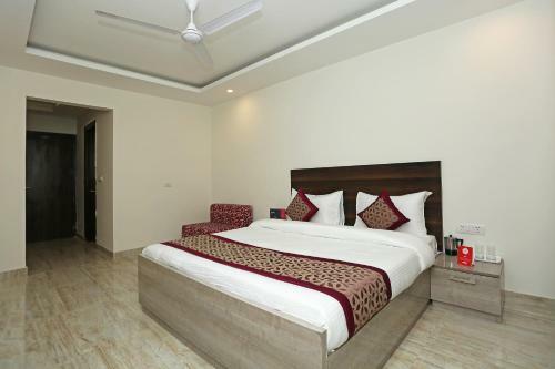 Oyo 11340 Hotel Lakshmi Palace