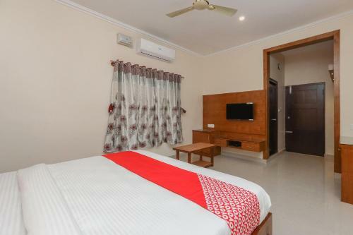 Hotel Oyo 24264 Monisha Residency