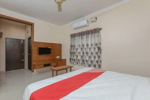 Hotel Oyo 24264 Monisha Residency