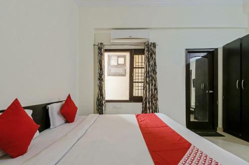 Hostal Oyo 10753 Hotel Triund Regency
