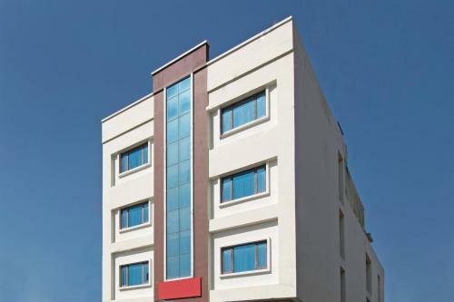 Hostal Oyo 10753 Hotel Triund Regency