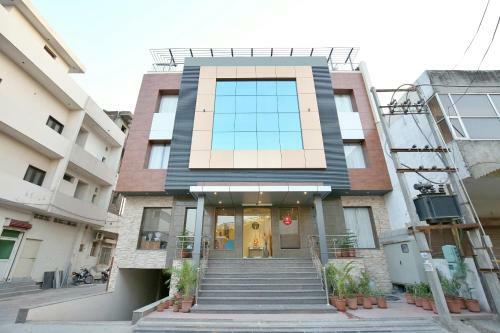Hotel Capital O 14225 Bahl Regency