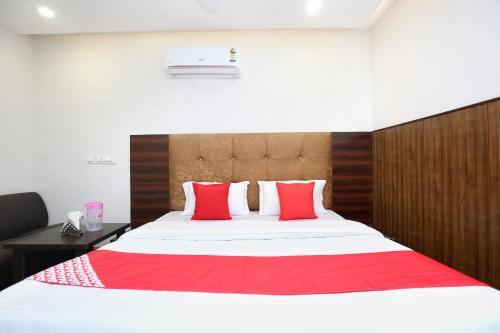 Oyo 24778 Hotel 24