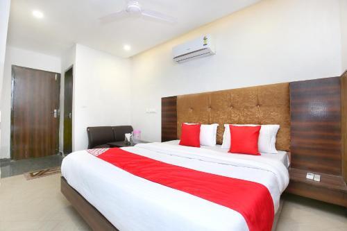 Oyo 24778 Hotel 24