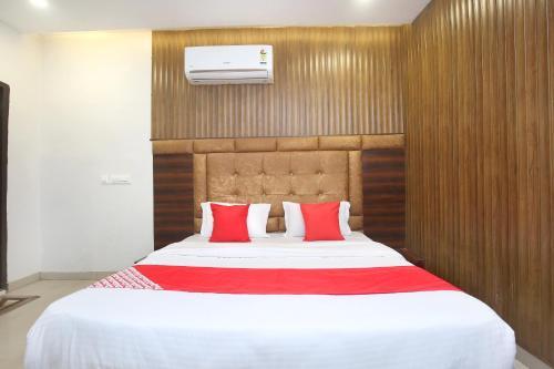 Oyo 24778 Hotel 24