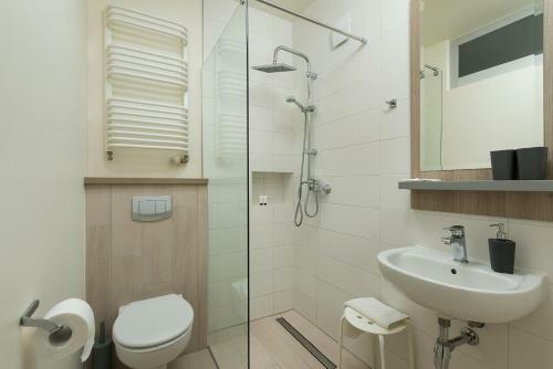 Elegante Apartments - Adults Only