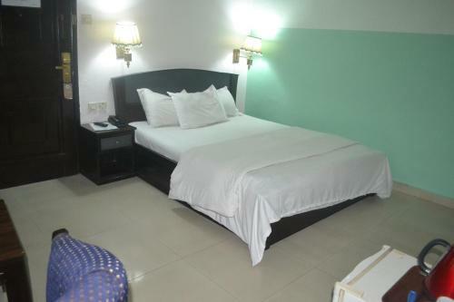 Parklane Hotels