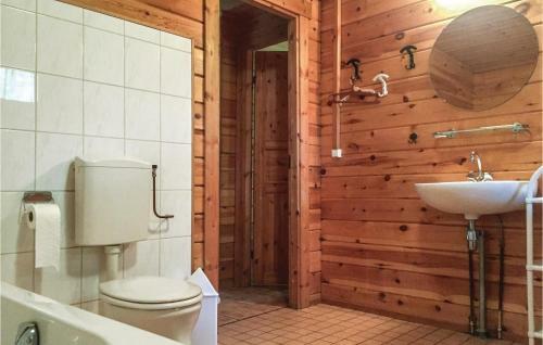 Five-bedroom Holiday Home In Neede