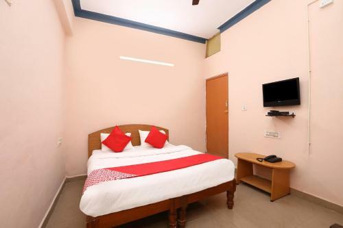 Hotel Oyo 24210 Yashas Residency