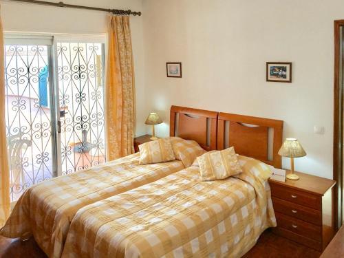 Benagil Villa Sleeps 9 Pool Wifi