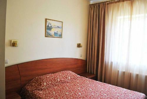 Ast Hotel