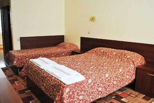 Ast Hotel