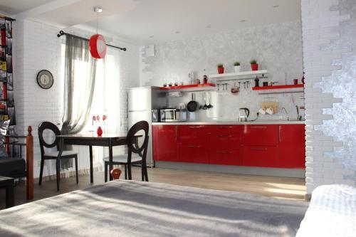 Apartment On Ternopolskaya 18