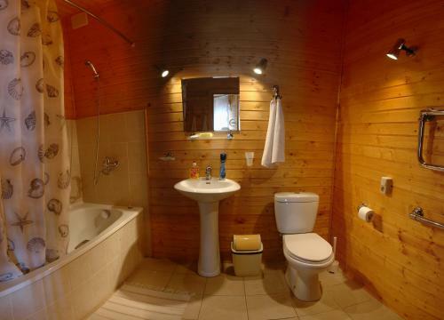 Hostal Cherry Garden