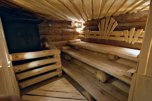 Hotel Lovchiy Plus