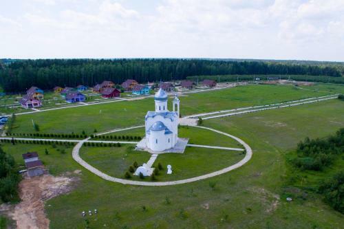 Eco-village Uhnovgrad