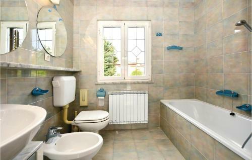 Two-bedroom Apartment In Portoroz