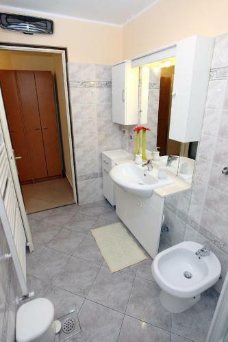 Lovely Sea View Apartments Bj