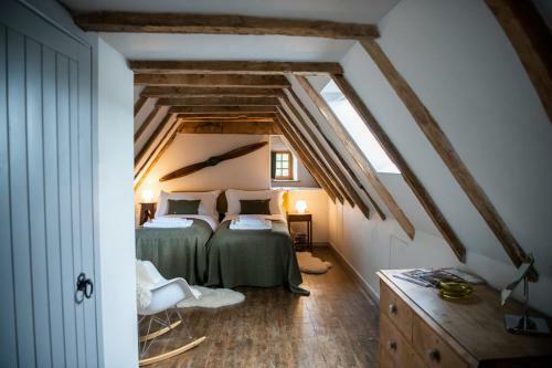 Bowhill Chateau Sleeps 10 Wifi