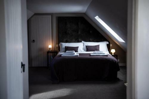 Bowhill Chateau Sleeps 10 Wifi