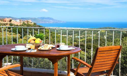Cretan View Villa With Heated Swimming Pool