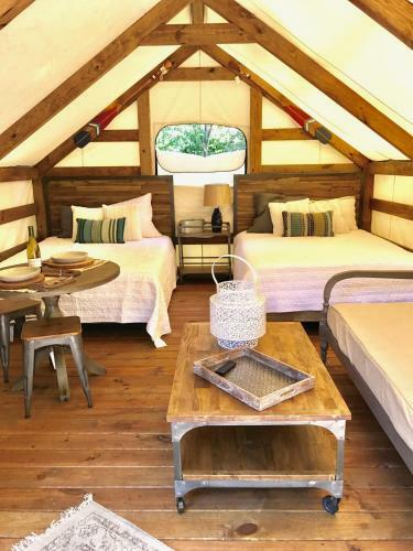 Geronimo Creek Retreat Glamping Cabin #4