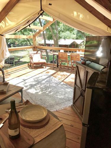 Geronimo Creek Retreat Glamping Cabin #4