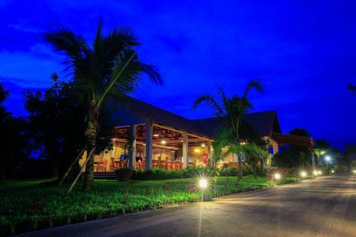 Hotel Ong Lang Village Resort