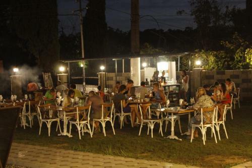 Hotel Lucette Guest House