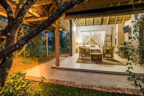 Lookout Safari Lodge