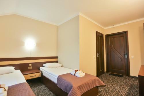 Hotel ??????