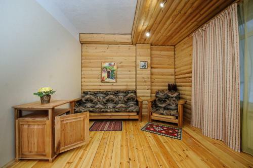 Relax Hotel Azau Star
