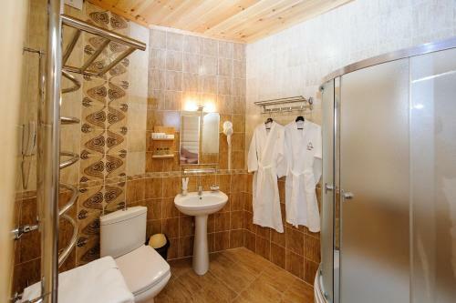 Relax Hotel Azau Star