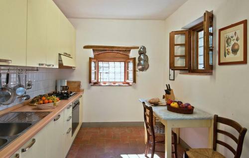 Volpaia Villa Sleeps 12 Wifi