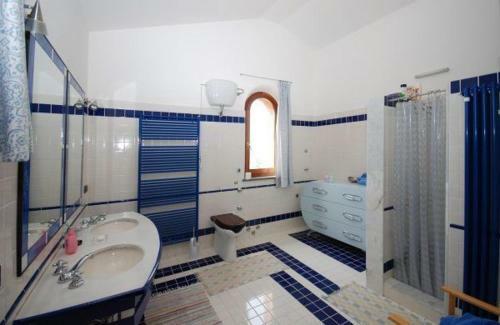 Montegabbione Apartment Sleeps 6