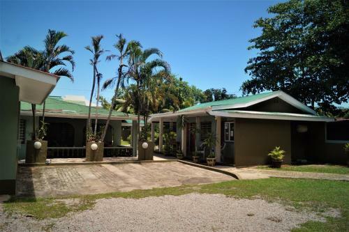 Hostal Chez May Paule
