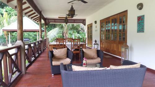 Hostal Paodise Guesthouse