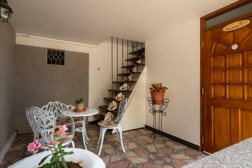 Hostal Janes' Serenity Guesthouse
