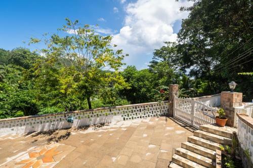 Hostal Janes' Serenity Guesthouse