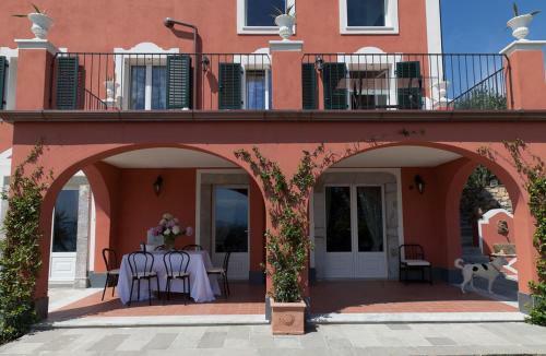 Villa Bellosguardo Apartments