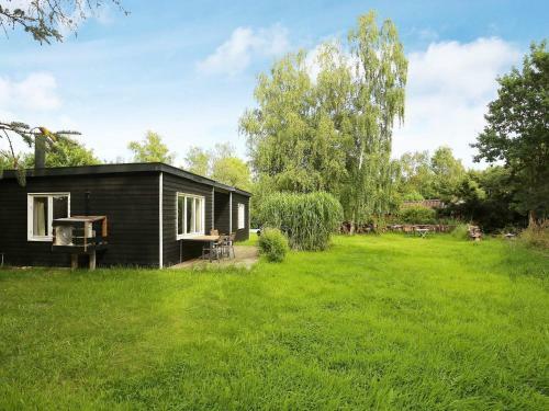 Two-bedroom Holiday Home In J�gerspris 1