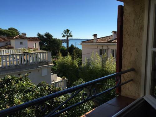 Bed & Breakfast Villa Tricia Cannes