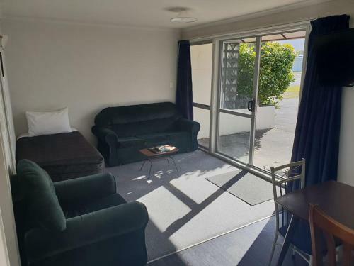 Adelphi Motel