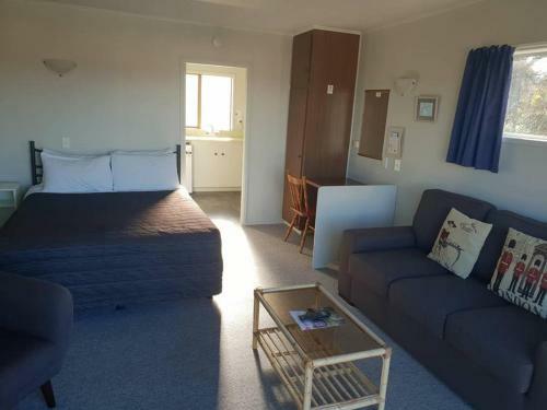 Adelphi Motel