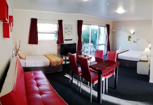 Ann's Volcanic Rotorua Motel And Serviced Apartments