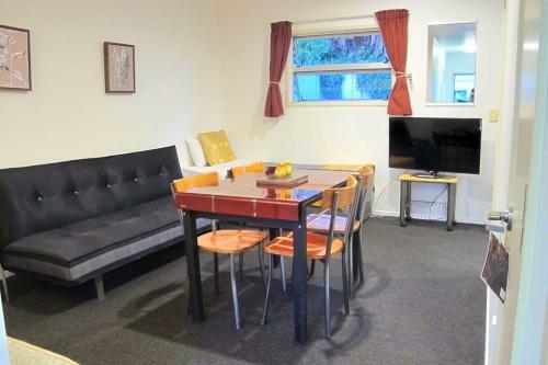 Ann's Volcanic Rotorua Motel And Serviced Apartments