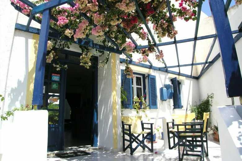 Aparthotel Popi Studios