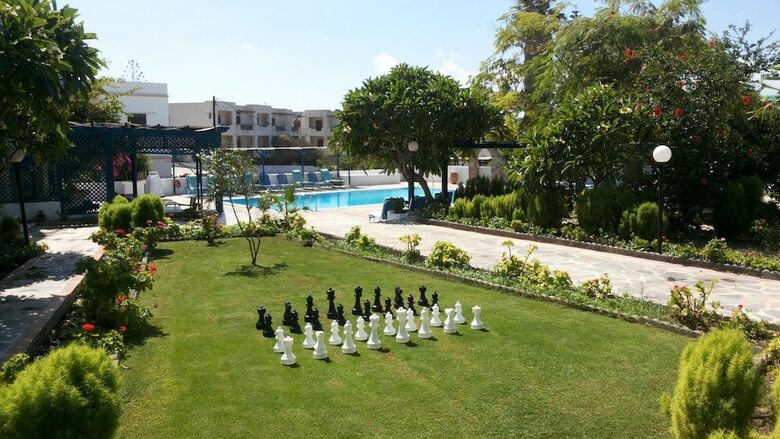 Aparthotel Popi Studios