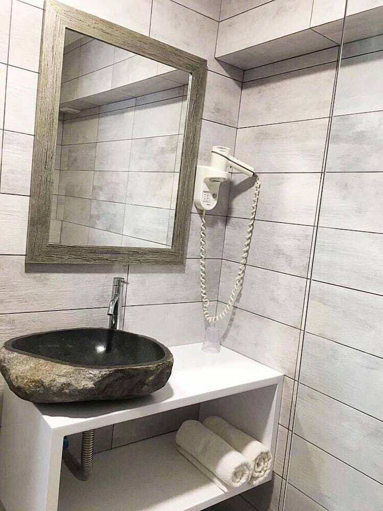 Aparthotel Popi Studios